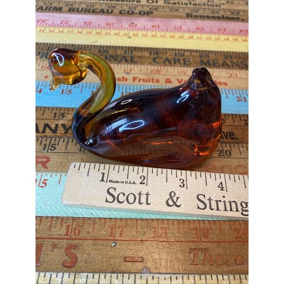 Vintage Pilgrim Hand Blown Glass Amber Swan Bird Colored Art Amber Paper Weight - Picture 15 of 15